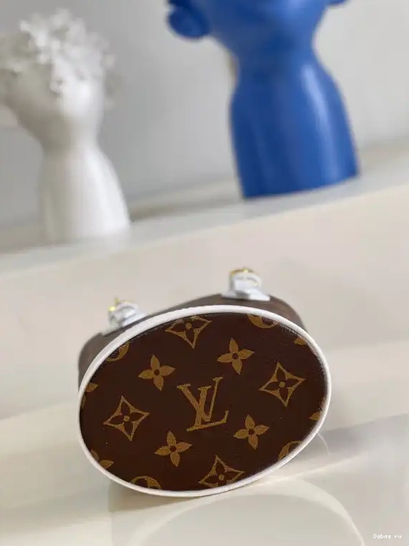 BUCKET NANO VUITTON LOUIS 0628